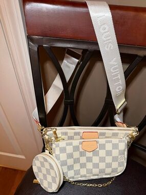 3 pc. White Damier Crossbody Bag w/ Strap
